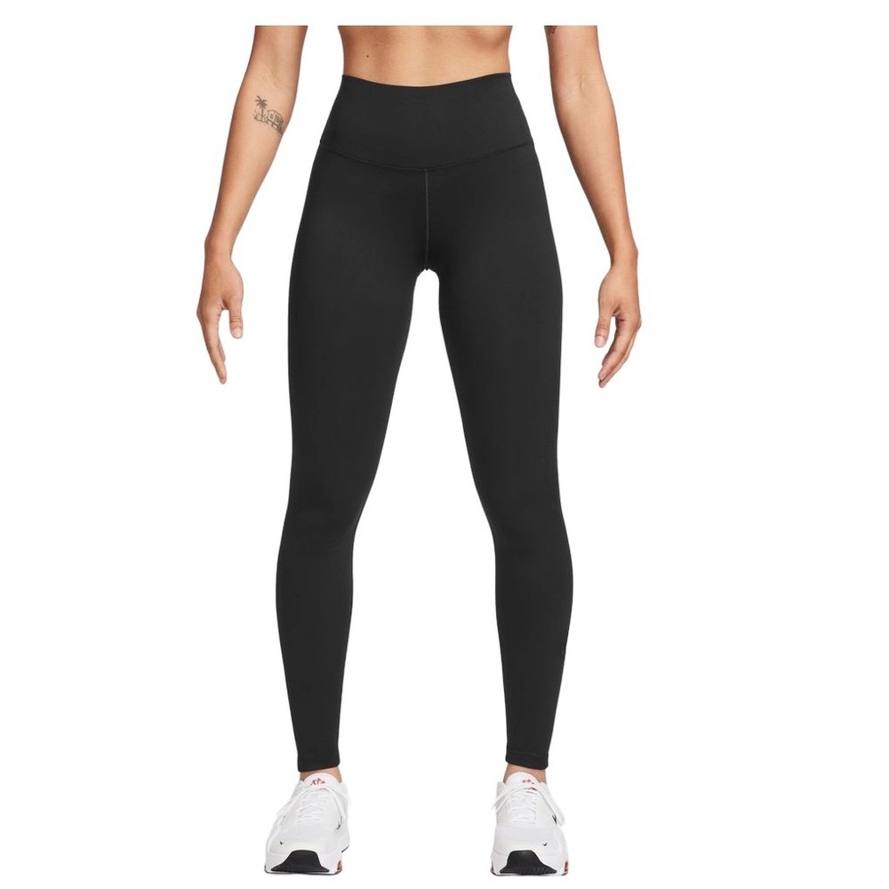 Nike One Legend dri fit ten less plastic bottles- Size Medium